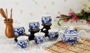 景德镇陶瓷工艺品 千年窑火淬炼的艺术之光